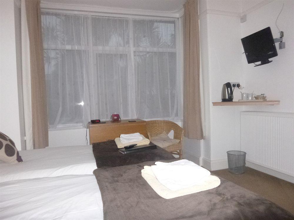 Oasis House Hotel Falmouth Bagian luar foto