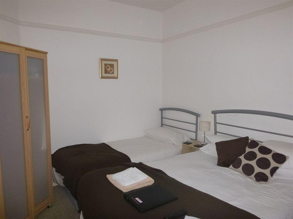 Oasis House Hotel Falmouth Bagian luar foto