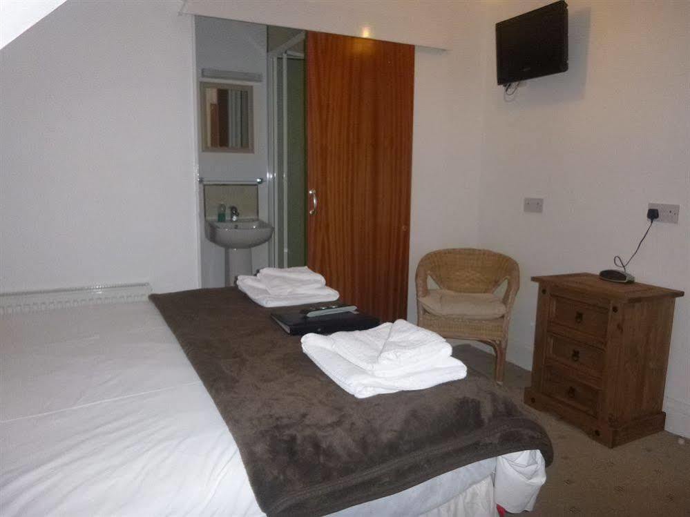 Oasis House Hotel Falmouth Bagian luar foto