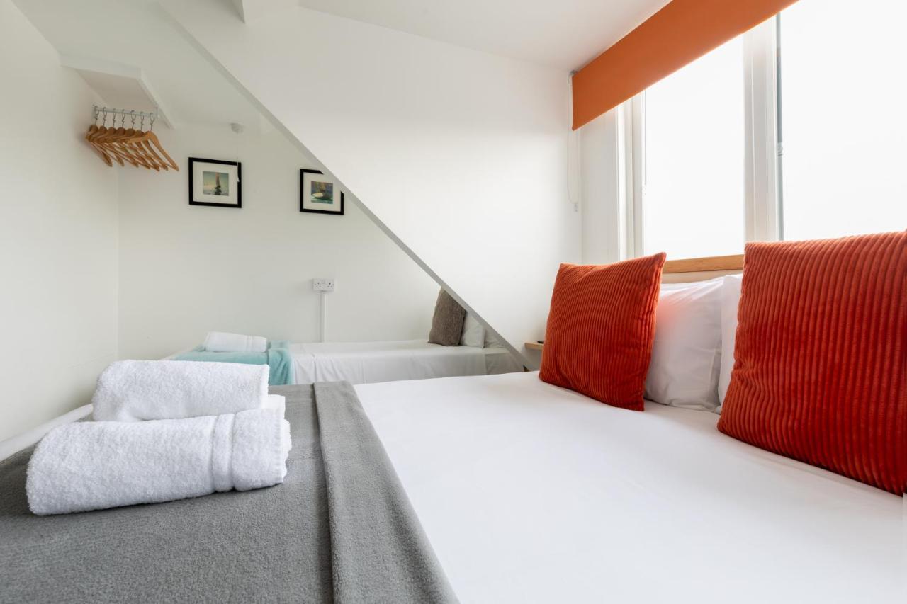 Oasis House Hotel Falmouth Bagian luar foto