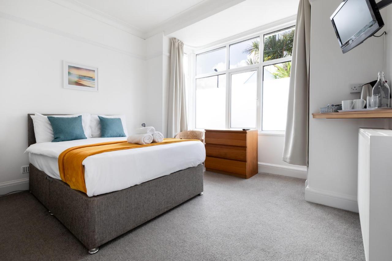 Oasis House Hotel Falmouth Bagian luar foto